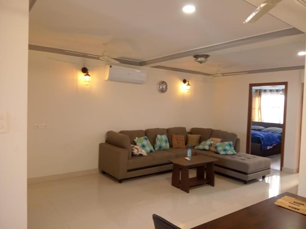 Super Hotel O Dabolim Near Goa International Airport Luaran gambar