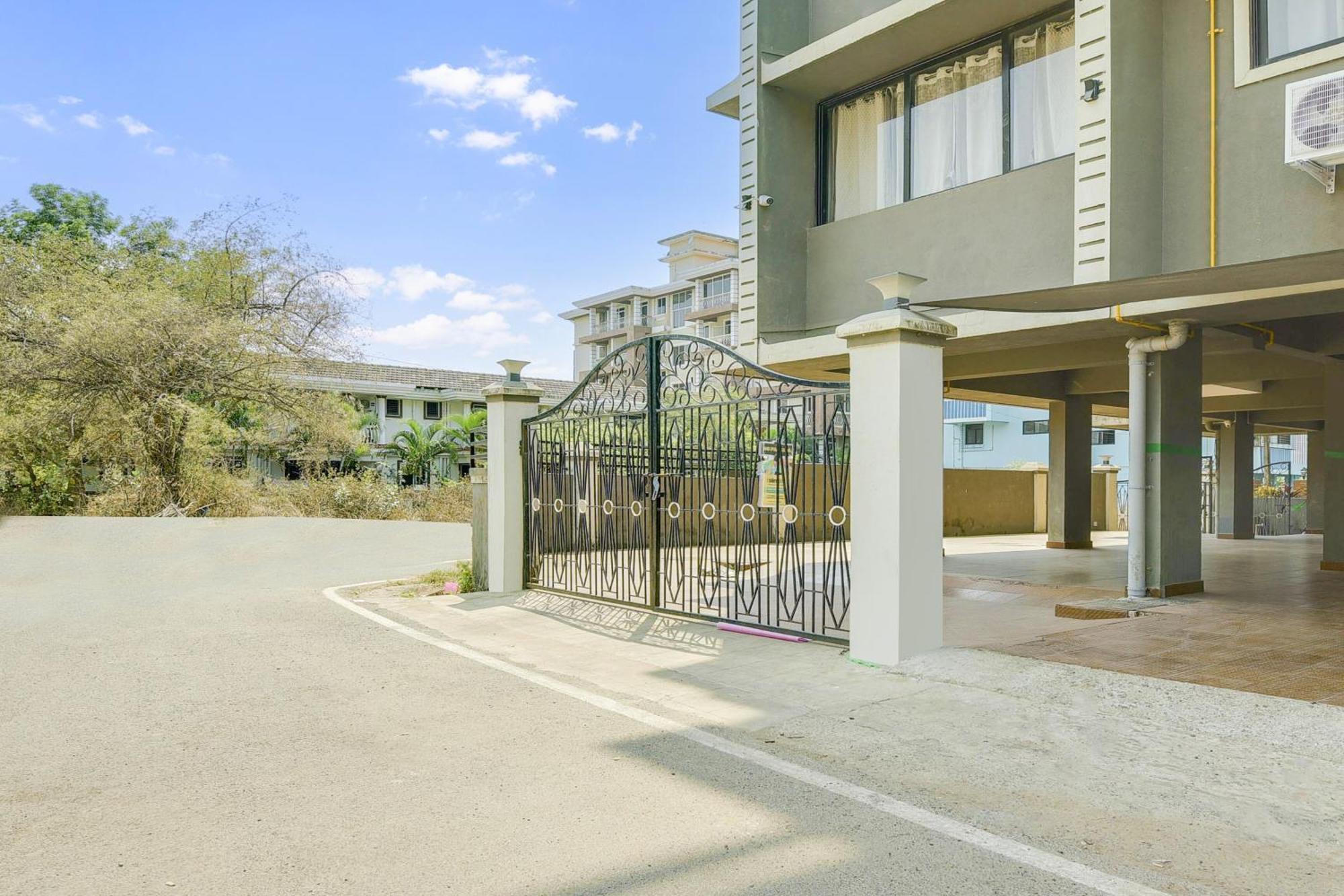 Super Hotel O Dabolim Near Goa International Airport Luaran gambar